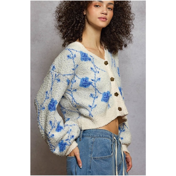 POL Floral Print Berber Button Down Loose Fit Cardigan - Picture 3 of 6